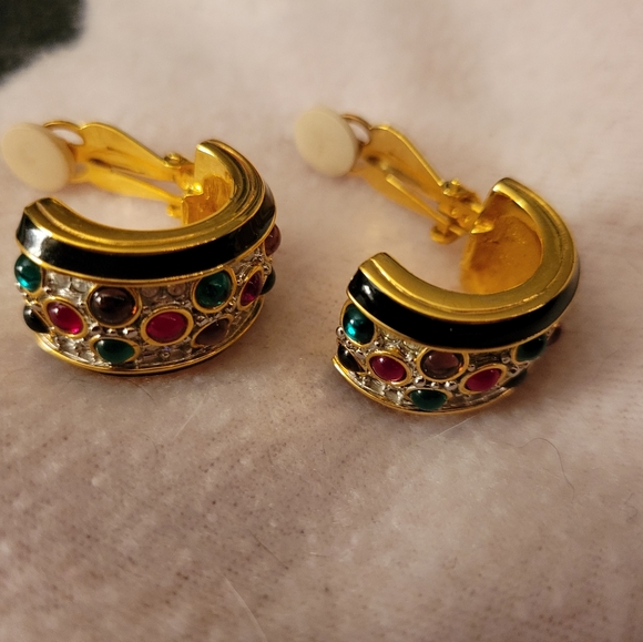 SWAROVSKI Vintage 1990's Black And Gold Classic Gripoix Hoop  - Picture 2 of 5